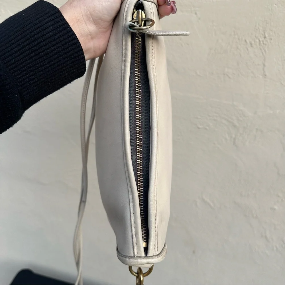 🦷GUC Vintage Coach Swinger Small Crossbody Bag 4080 🦷 - Picture 7 of 9